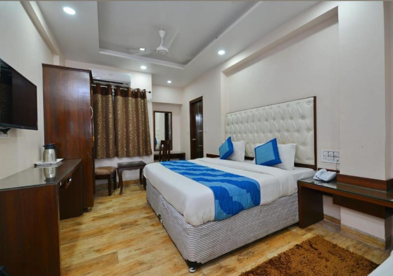 Hotel I Stay & Revels Near New Delhi Railway Station- By Ap Singh Hotels المظهر الخارجي الصورة