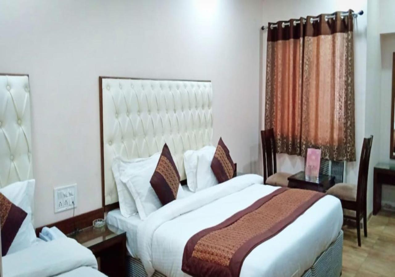 Hotel I Stay & Revels Near New Delhi Railway Station- By Ap Singh Hotels المظهر الخارجي الصورة
