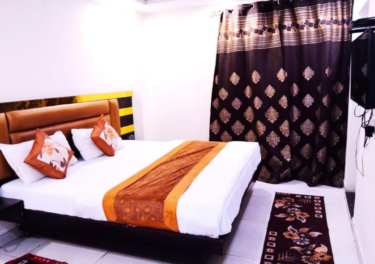 Hotel I Stay & Revels Near New Delhi Railway Station- By Ap Singh Hotels المظهر الخارجي الصورة