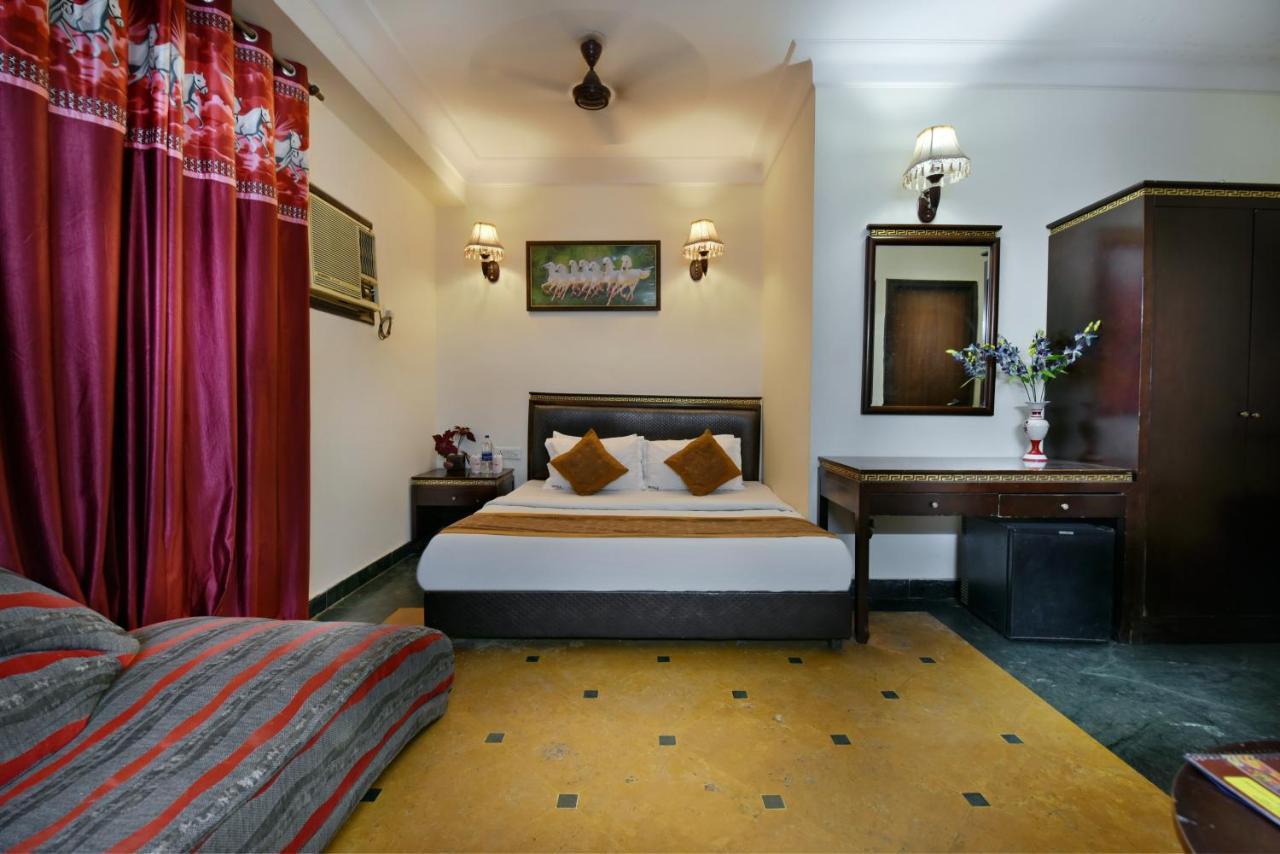Hotel I Stay & Revels Near New Delhi Railway Station- By Ap Singh Hotels المظهر الخارجي الصورة