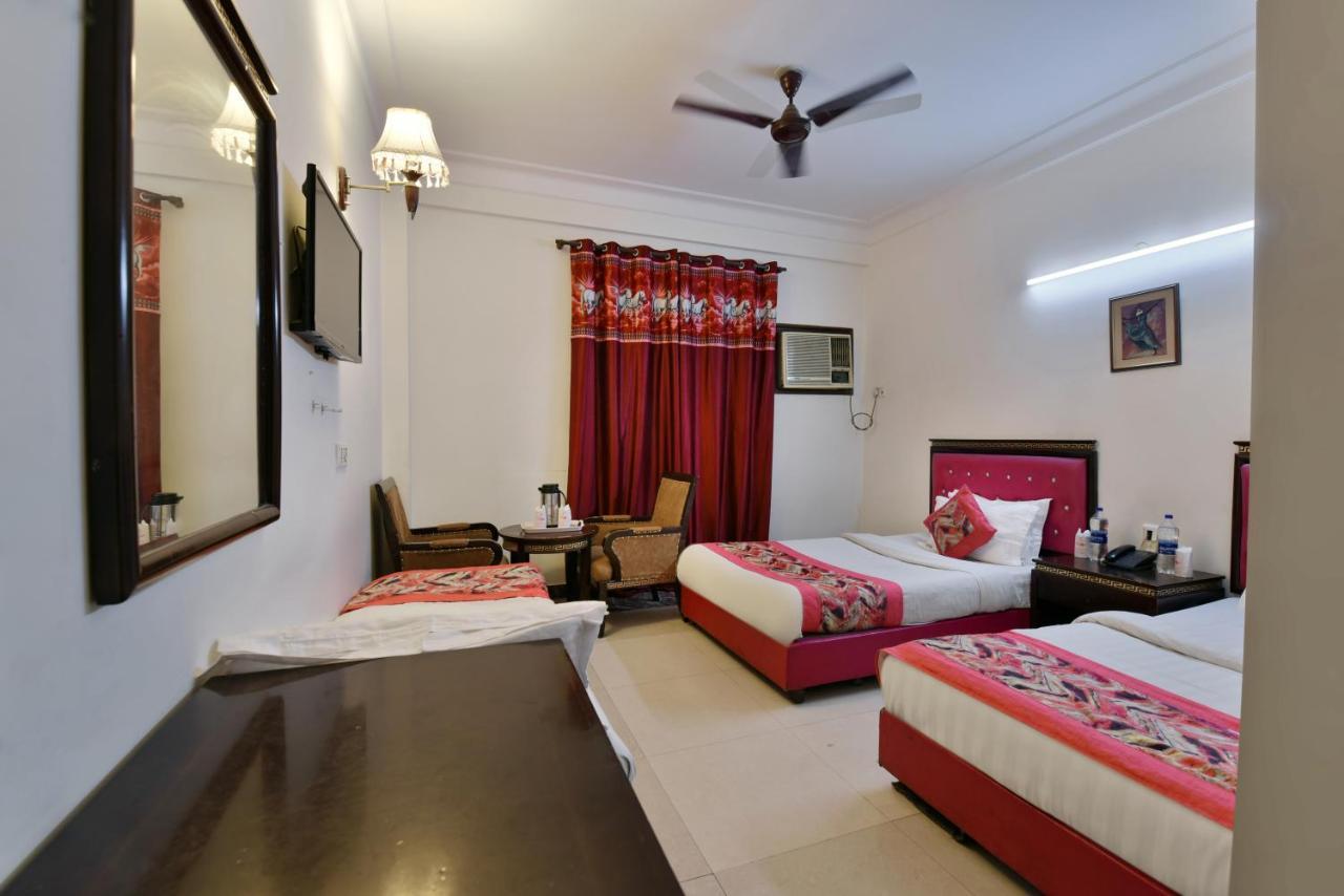 Hotel I Stay & Revels Near New Delhi Railway Station- By Ap Singh Hotels المظهر الخارجي الصورة