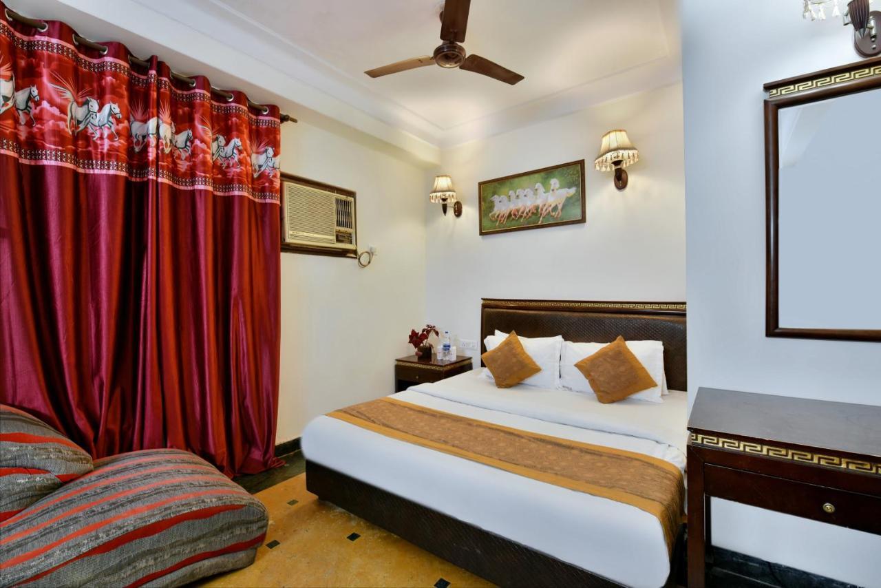 Hotel I Stay & Revels Near New Delhi Railway Station- By Ap Singh Hotels المظهر الخارجي الصورة