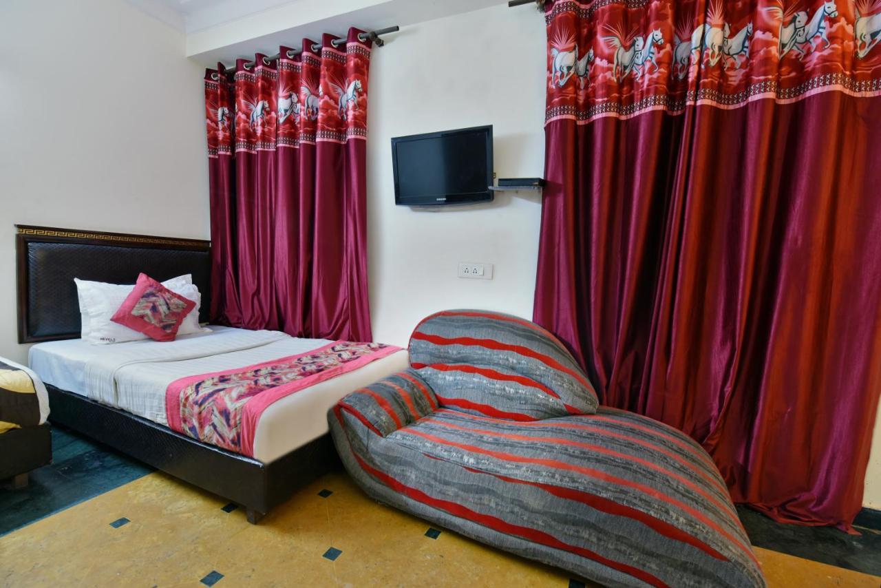 Hotel I Stay & Revels Near New Delhi Railway Station- By Ap Singh Hotels المظهر الخارجي الصورة