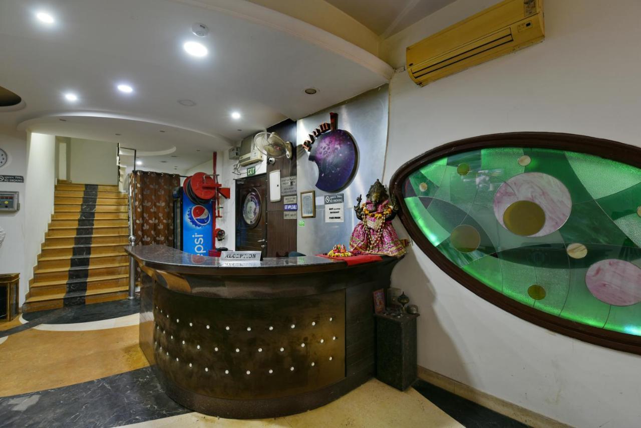 Hotel I Stay & Revels Near New Delhi Railway Station- By Ap Singh Hotels المظهر الخارجي الصورة