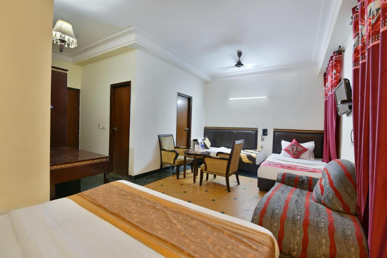 Hotel I Stay & Revels Near New Delhi Railway Station- By Ap Singh Hotels المظهر الخارجي الصورة
